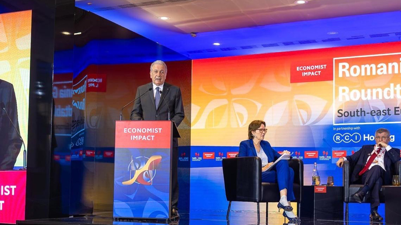 D. Avramopoulos at the Economist "Romania Government Roundtable"