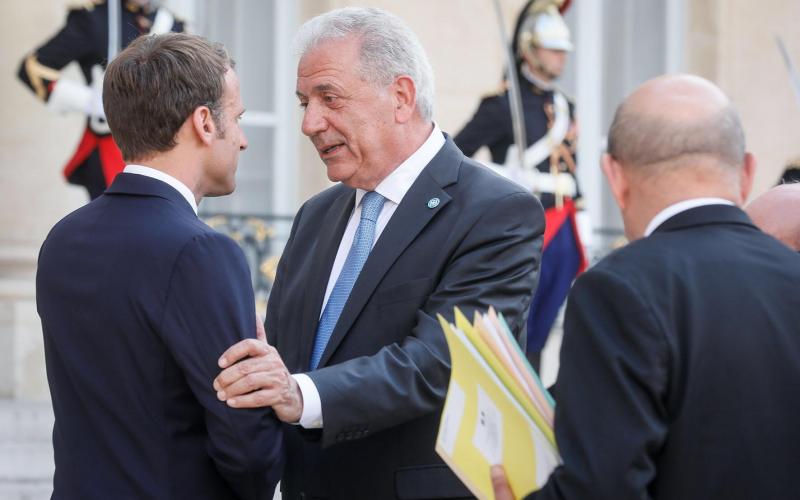 avramopoulos_macron_3.jpeg